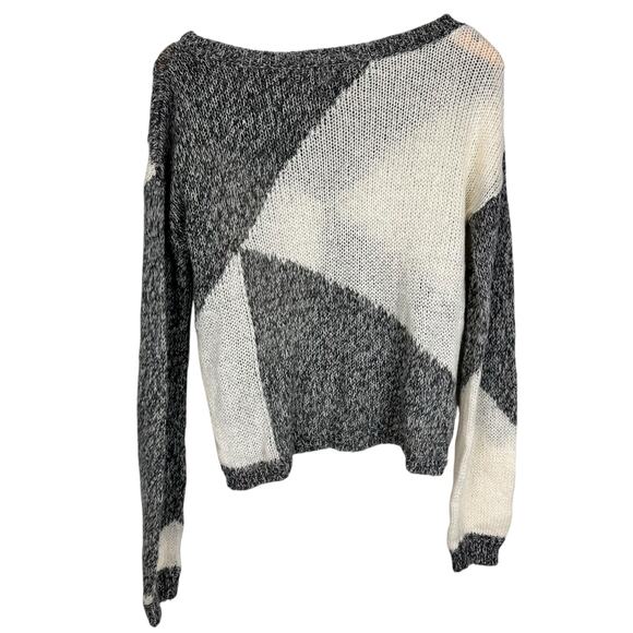 Nordstrom BP. Colorblock Gray Knit Boatneck Crop Sweater Size Medium - Picture 8 of 12
